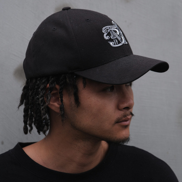 EN × TRADMAN’S TMB CURVED VISOR CAP 詳細画像